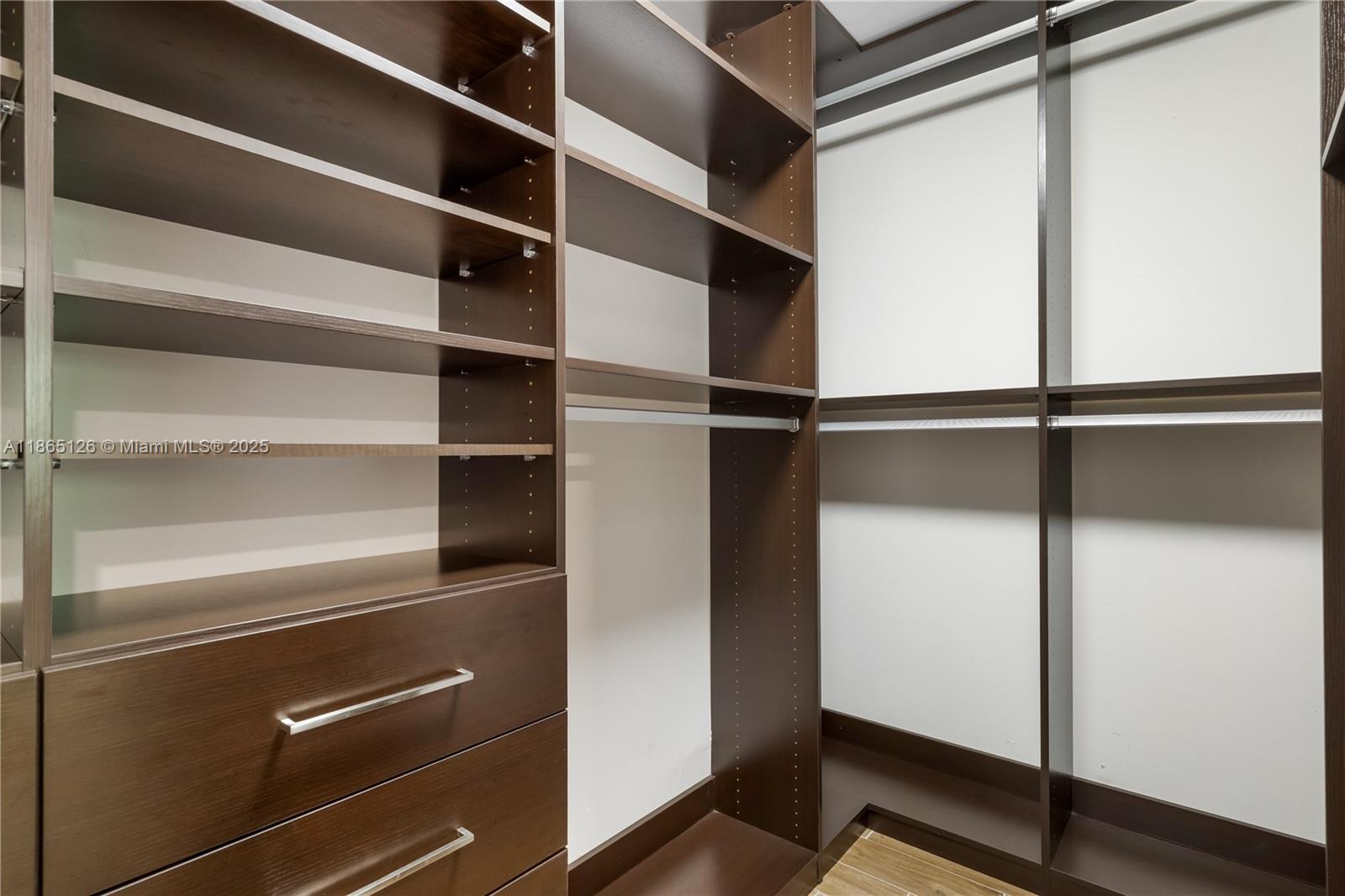 VILLAS LAS OLAS CONDO - Residential Lease