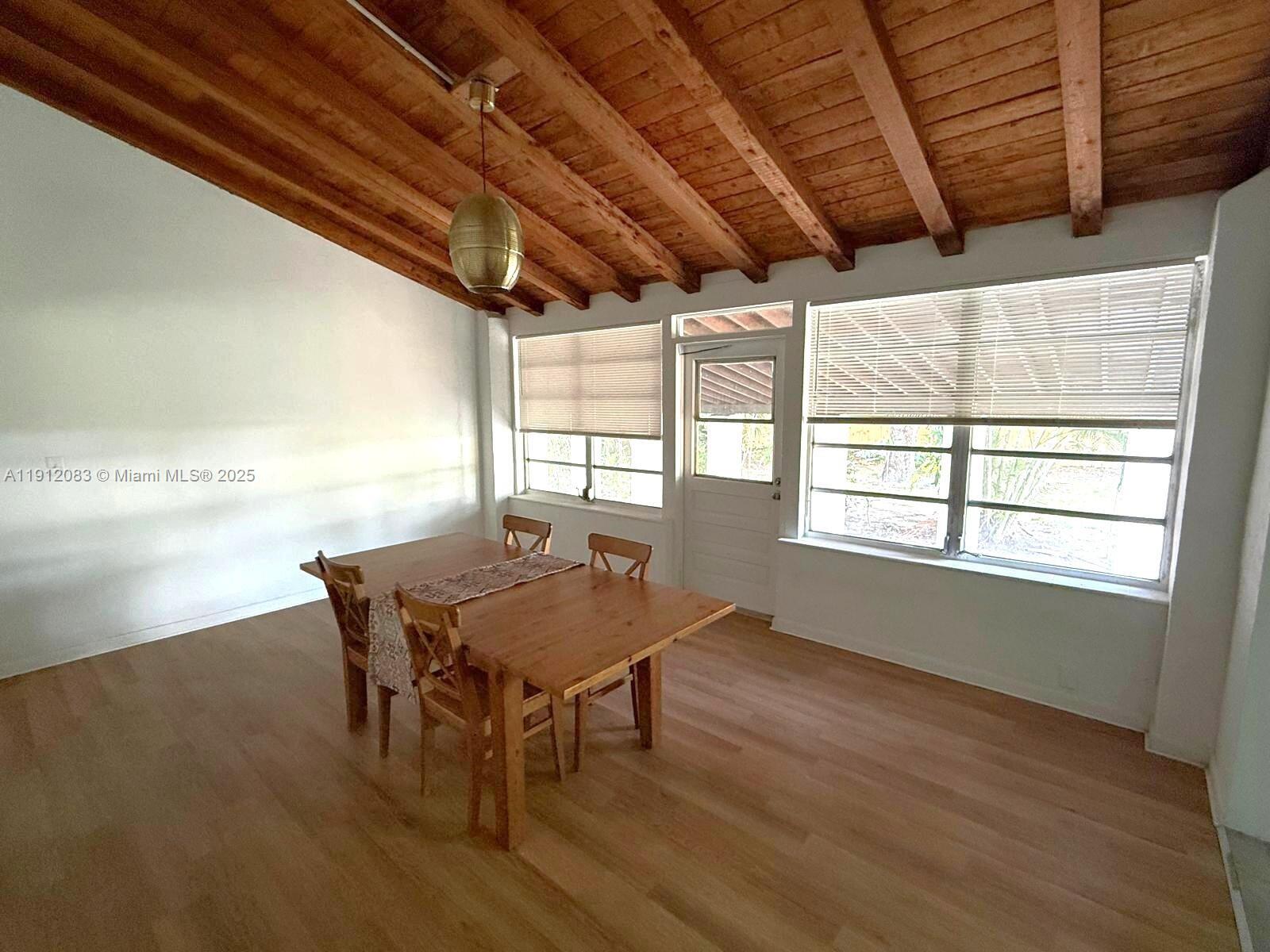 DANIA HEIGHTS EXT - Residential