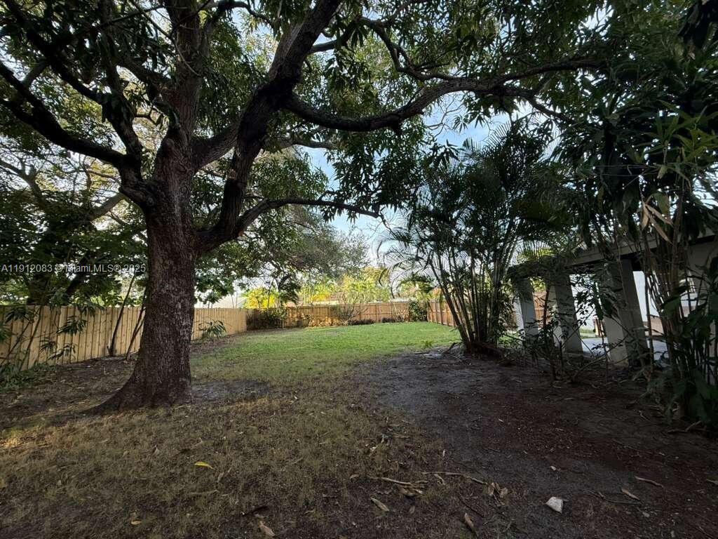 DANIA HEIGHTS EXT - Residential