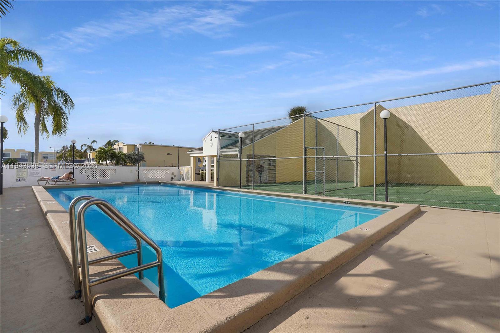 GABLES POINT CONDO I - Residential Lease