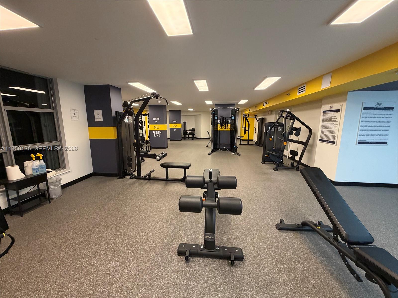 MYSTIC POINTE AT AVENTURA - Residential