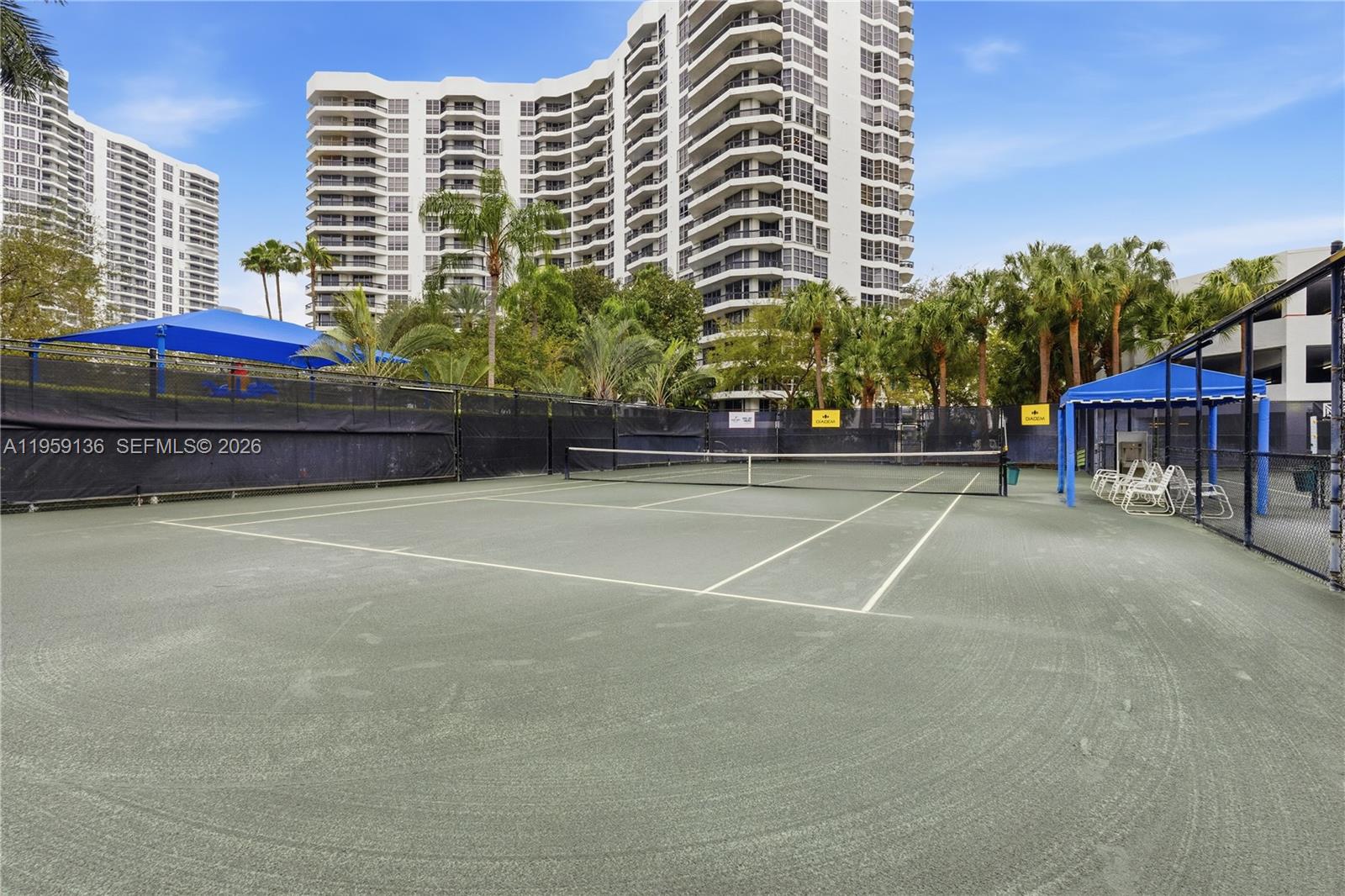 MYSTIC POINTE AT AVENTURA - Residential