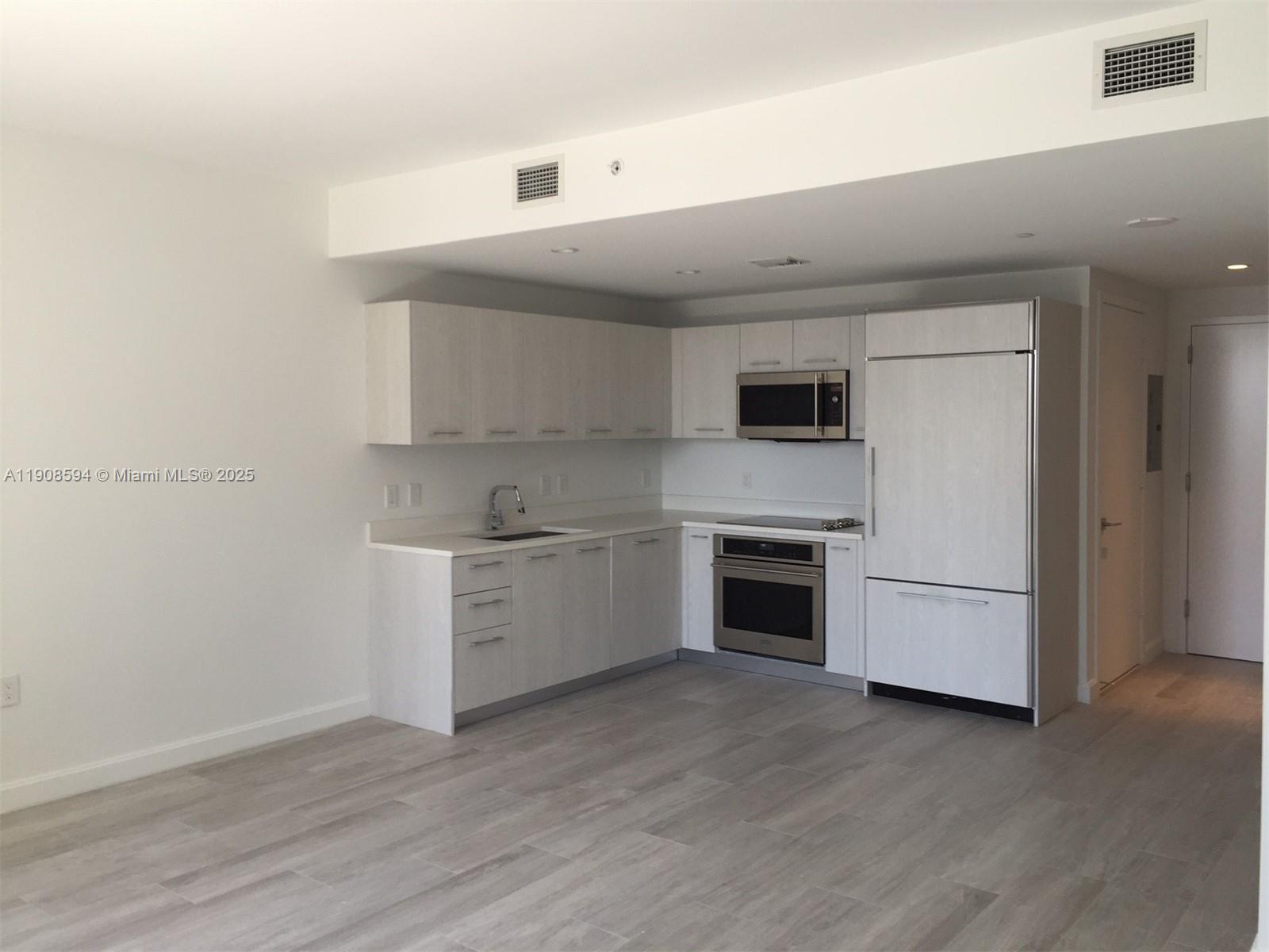 BRICKELL HEIGHTS - Residential Lease