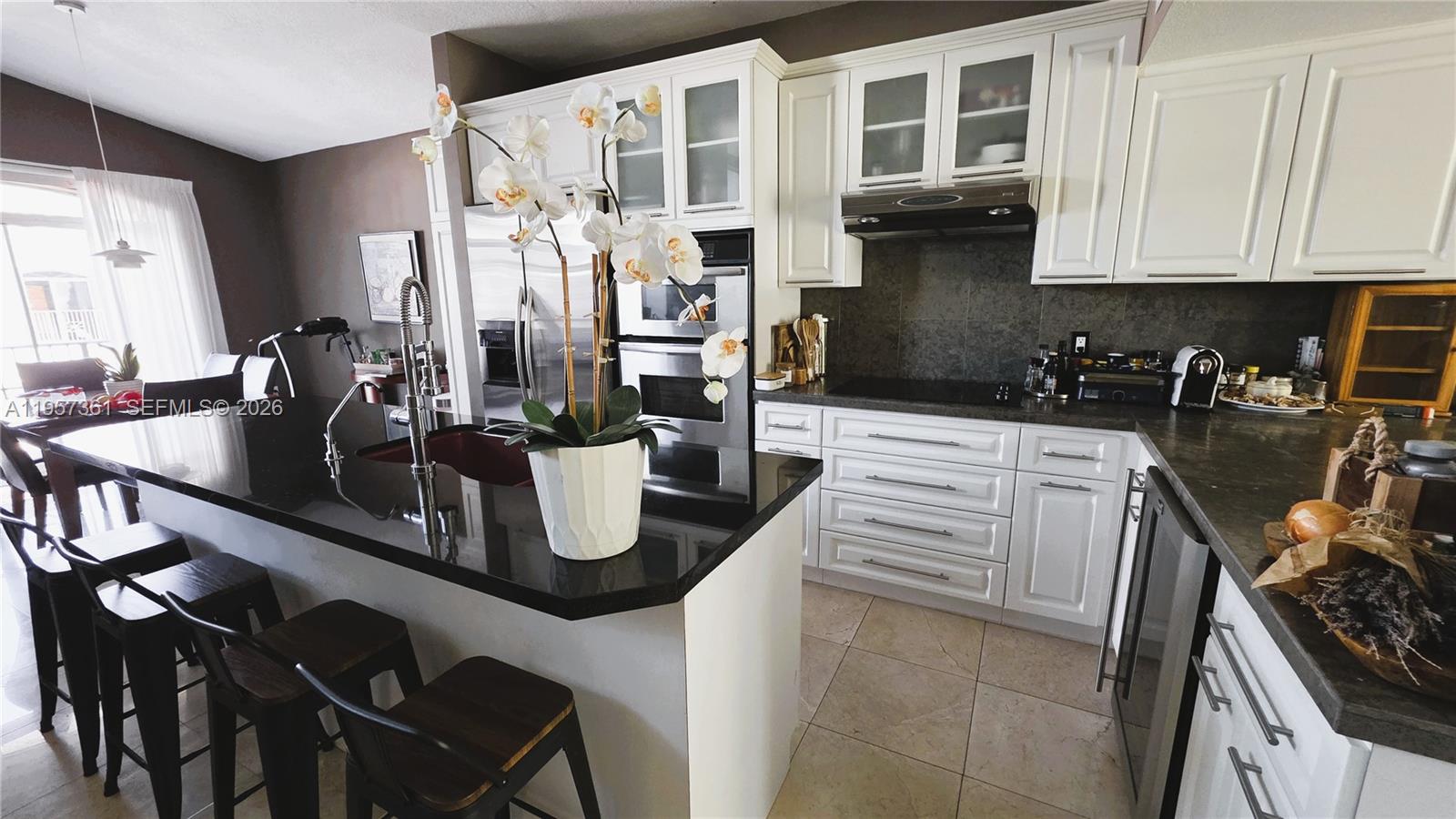 VILLAS AT THE HAMMOCKS CO - Residential