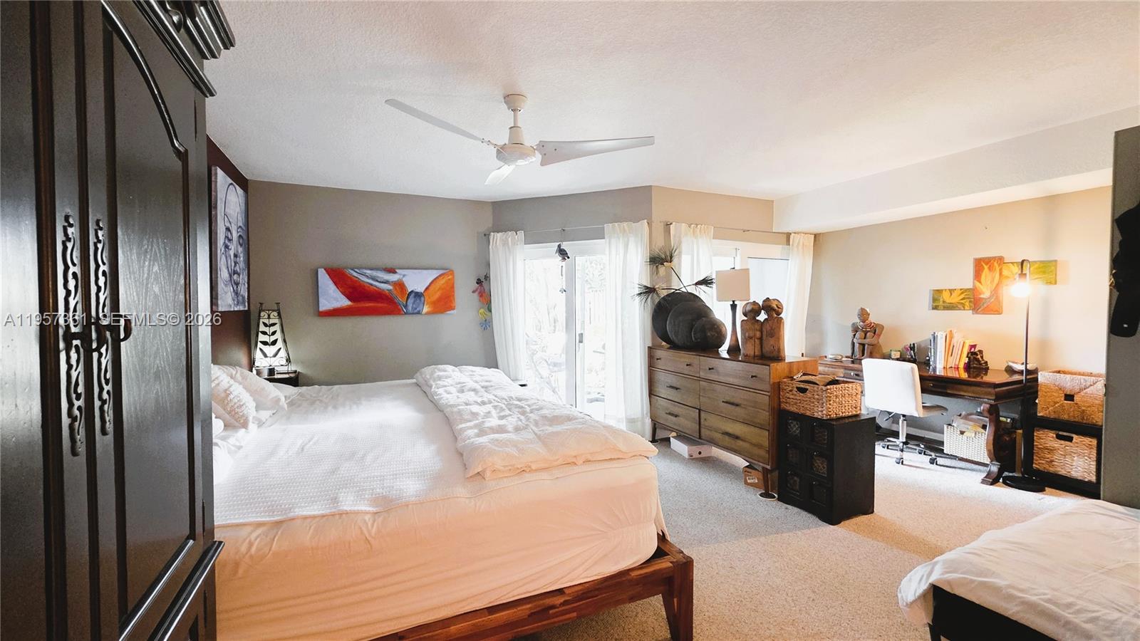 VILLAS AT THE HAMMOCKS CO - Residential