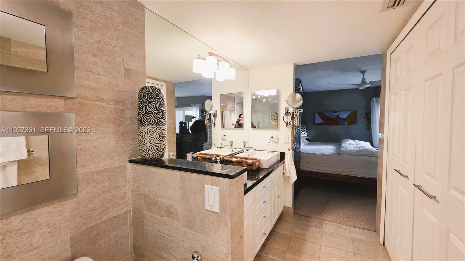 VILLAS AT THE HAMMOCKS CO - Residential