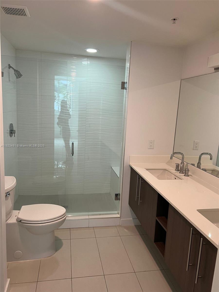 GRAND BAY COMMONS SOUTH - Residential