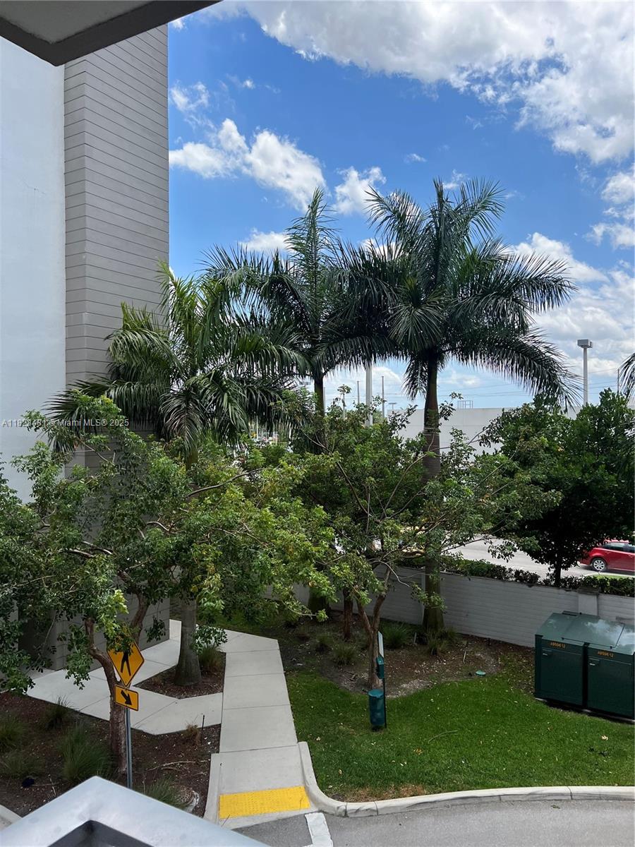 GRAND BAY COMMONS SOUTH - Residential