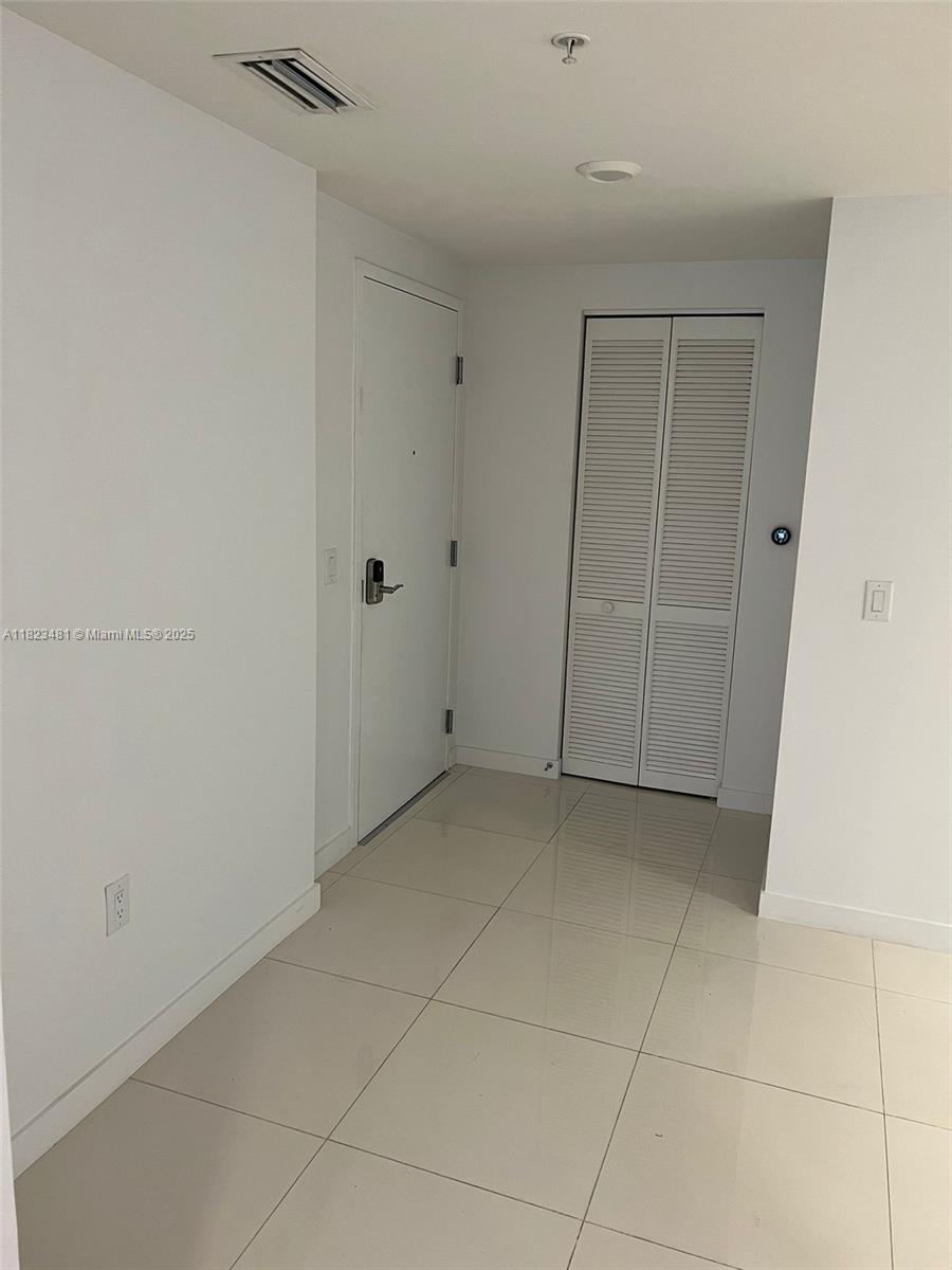 GRAND BAY COMMONS SOUTH - Residential