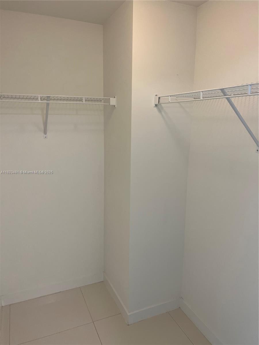 GRAND BAY COMMONS SOUTH - Residential