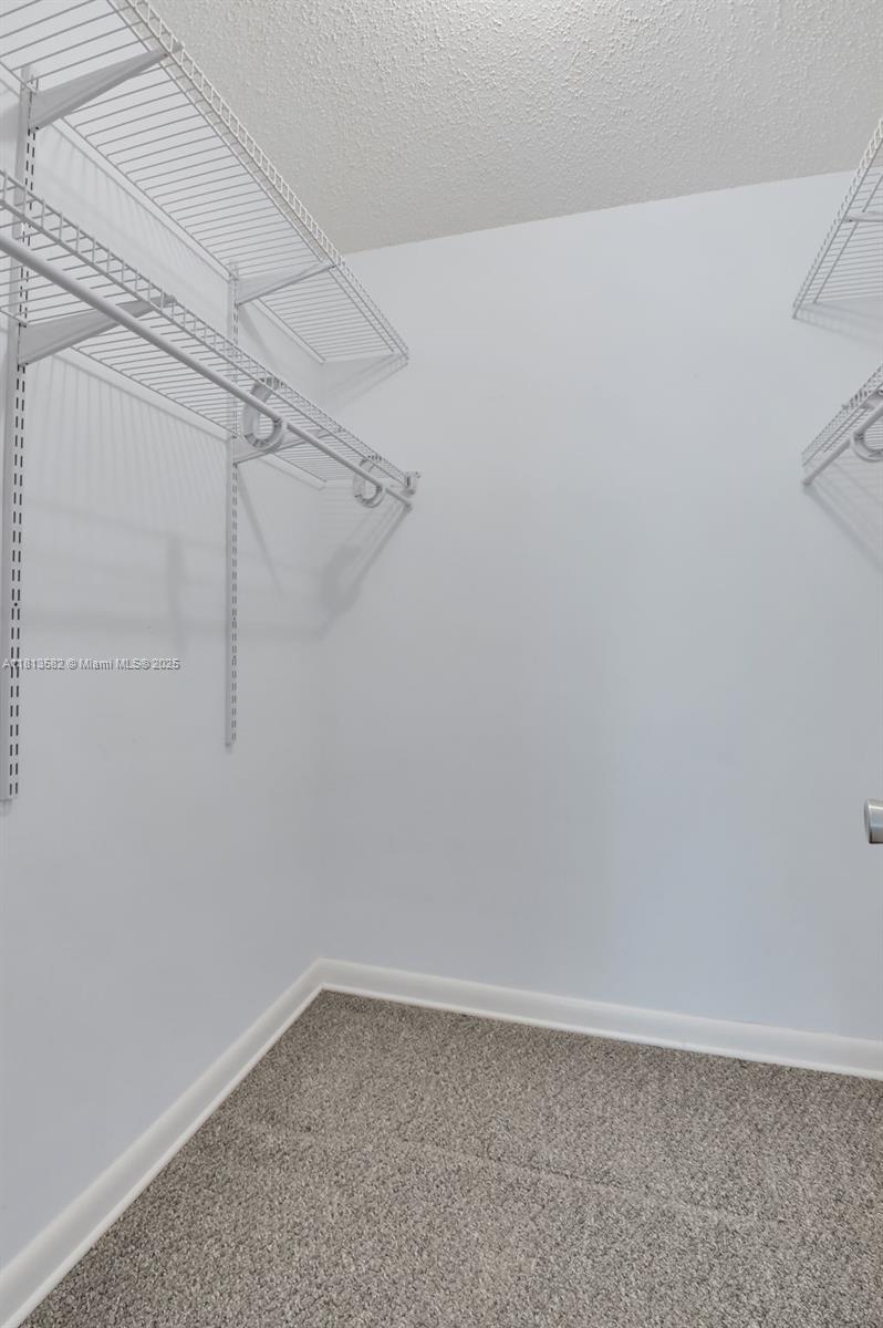 DELRAY VILLAS 1 - Residential