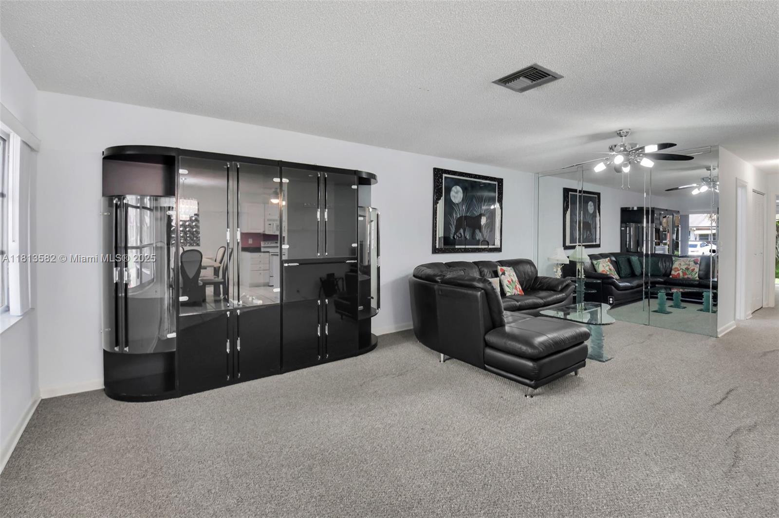 DELRAY VILLAS 1 - Residential
