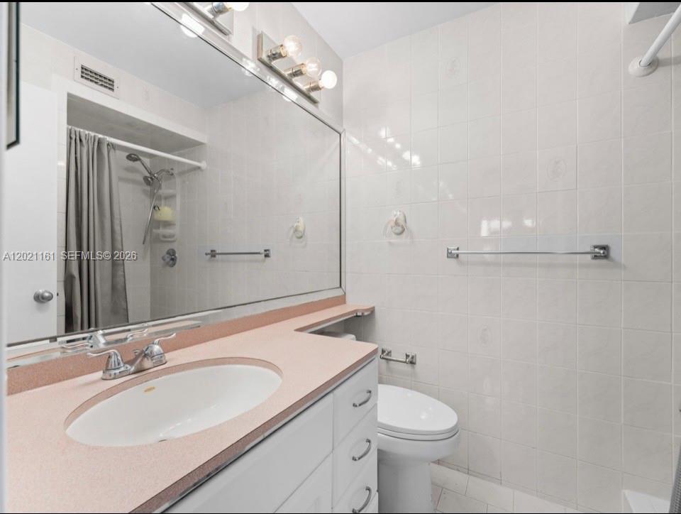 GABLES POINT CONDO I - Residential