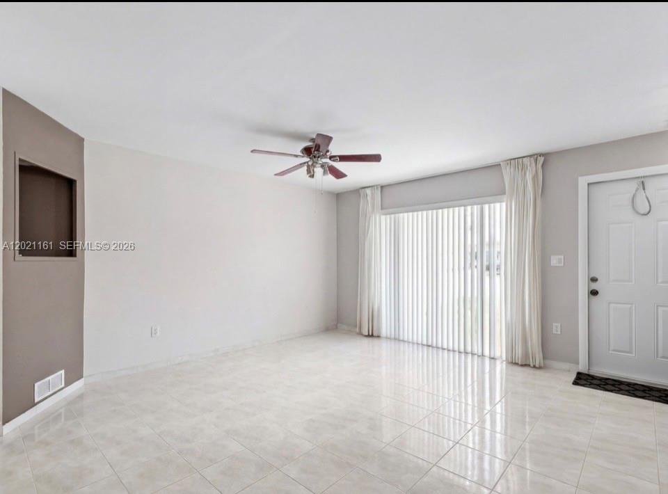 GABLES POINT CONDO I - Residential