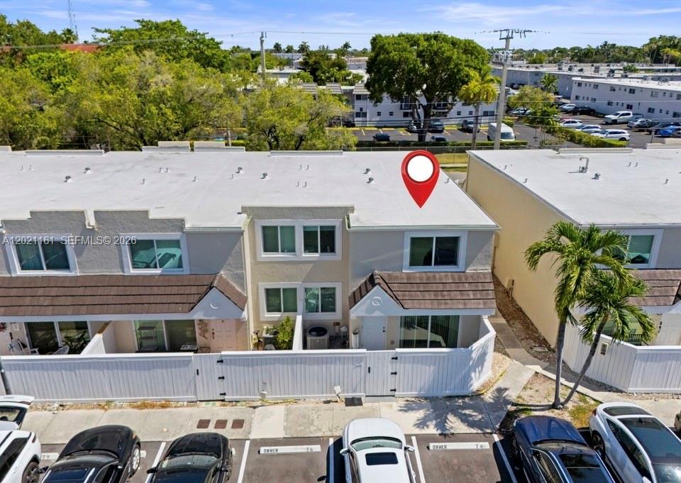 GABLES POINT CONDO I - Residential