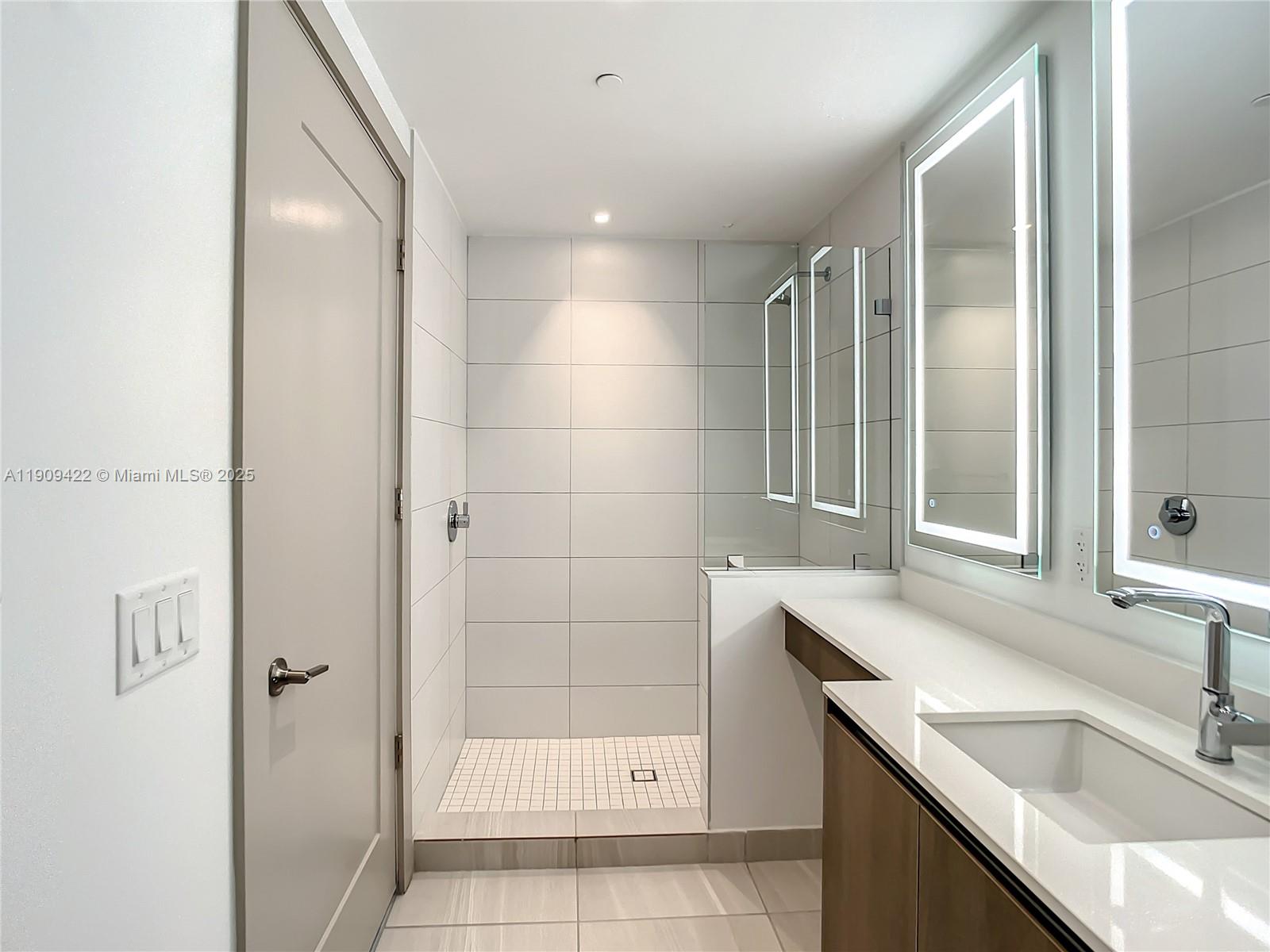 Muze at Met - Residential Lease