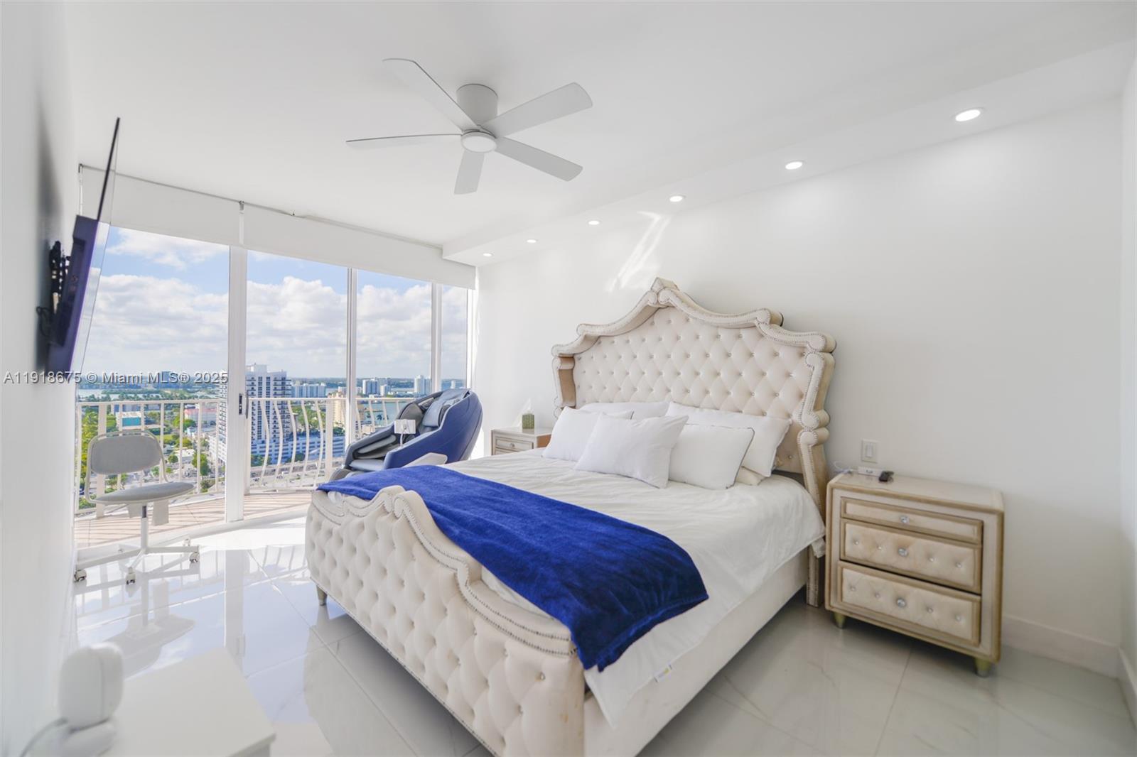 THE GRANDVIEW PALACE COND - Residential