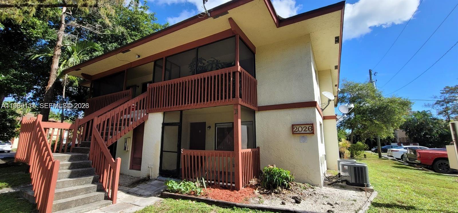 HIDDEN FOREST CONDO - Residential Lease