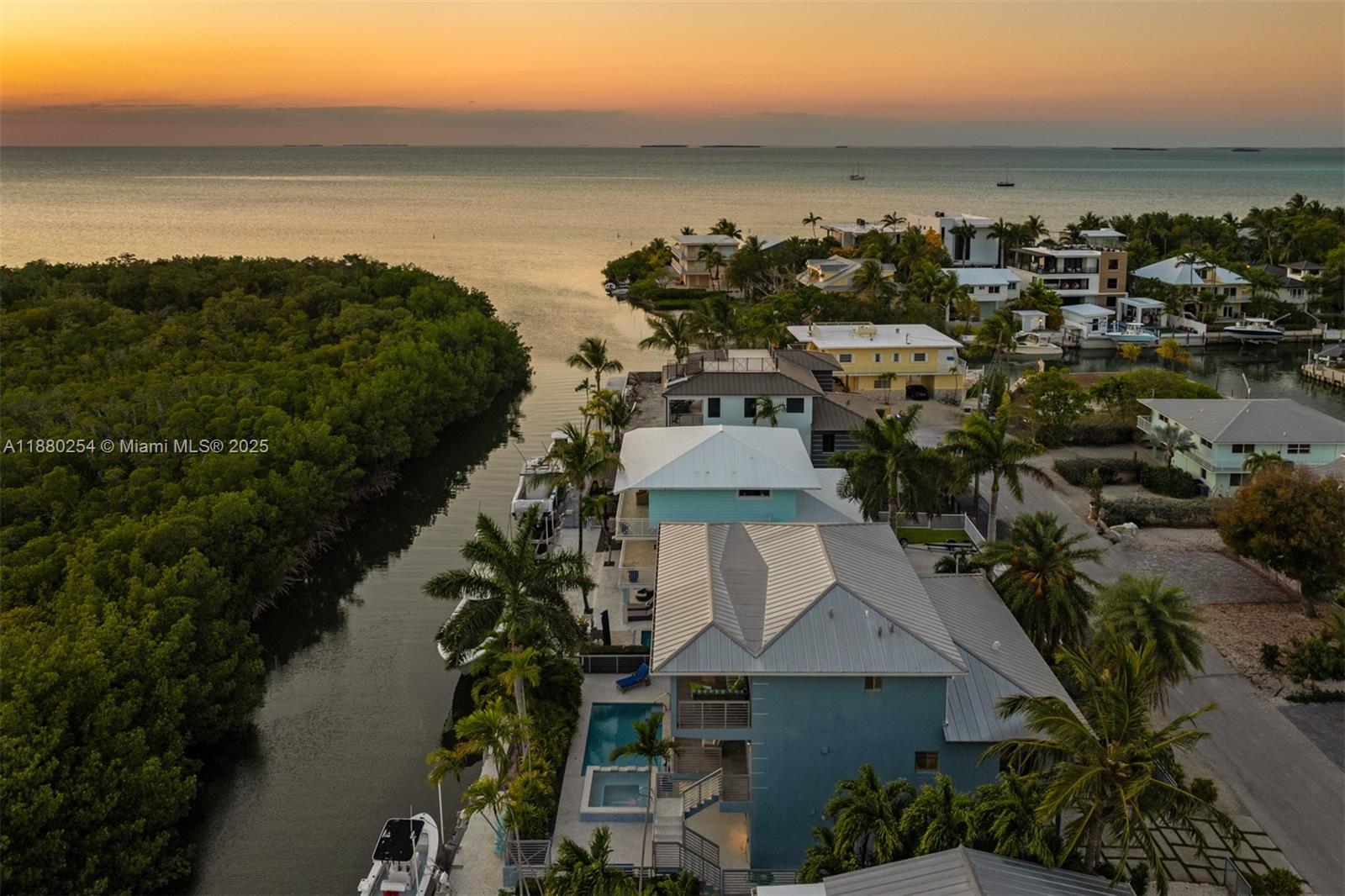 WHITE MARLIN BEACH SEC 2 - Residential