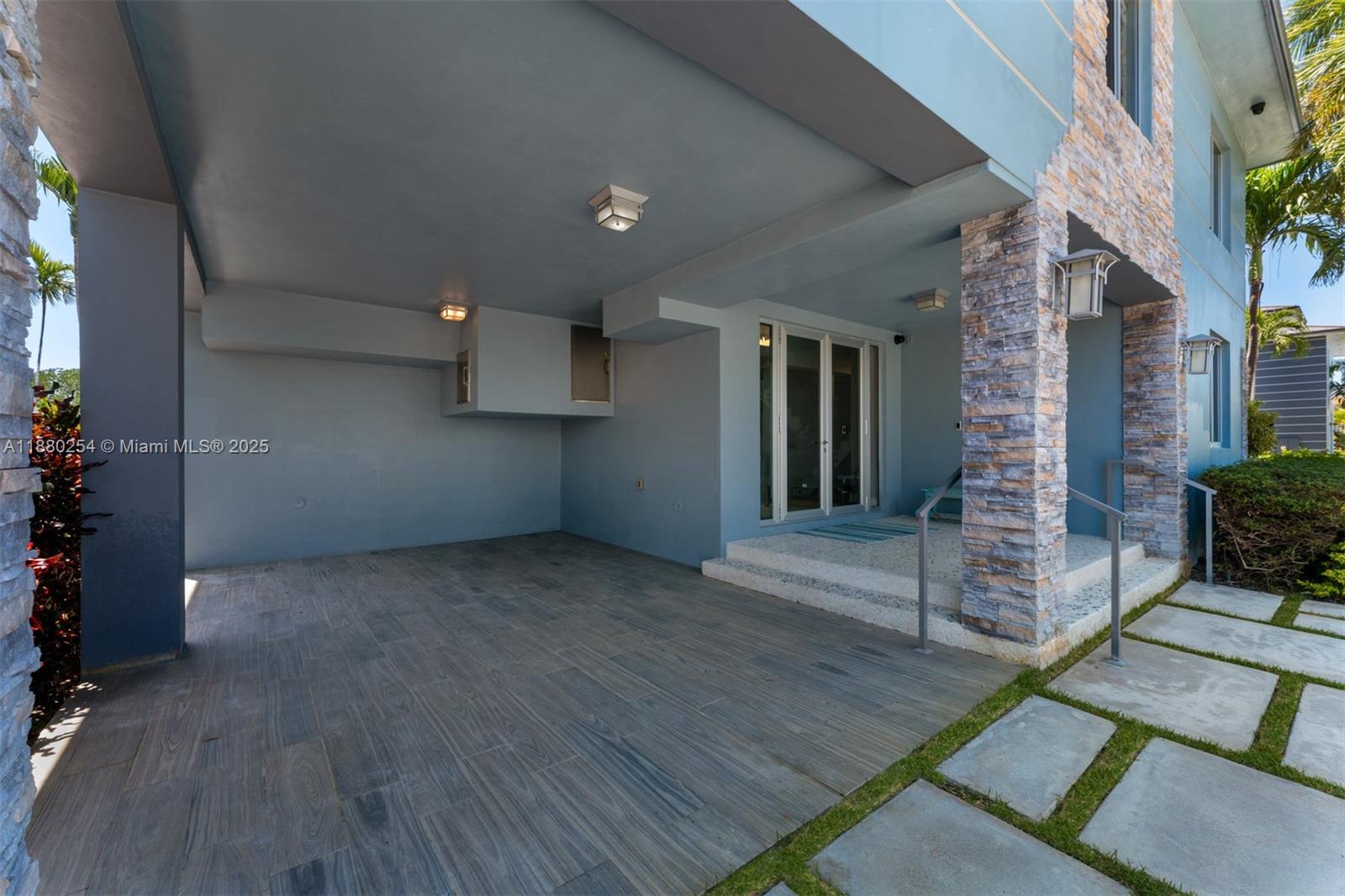 WHITE MARLIN BEACH SEC 2 - Residential