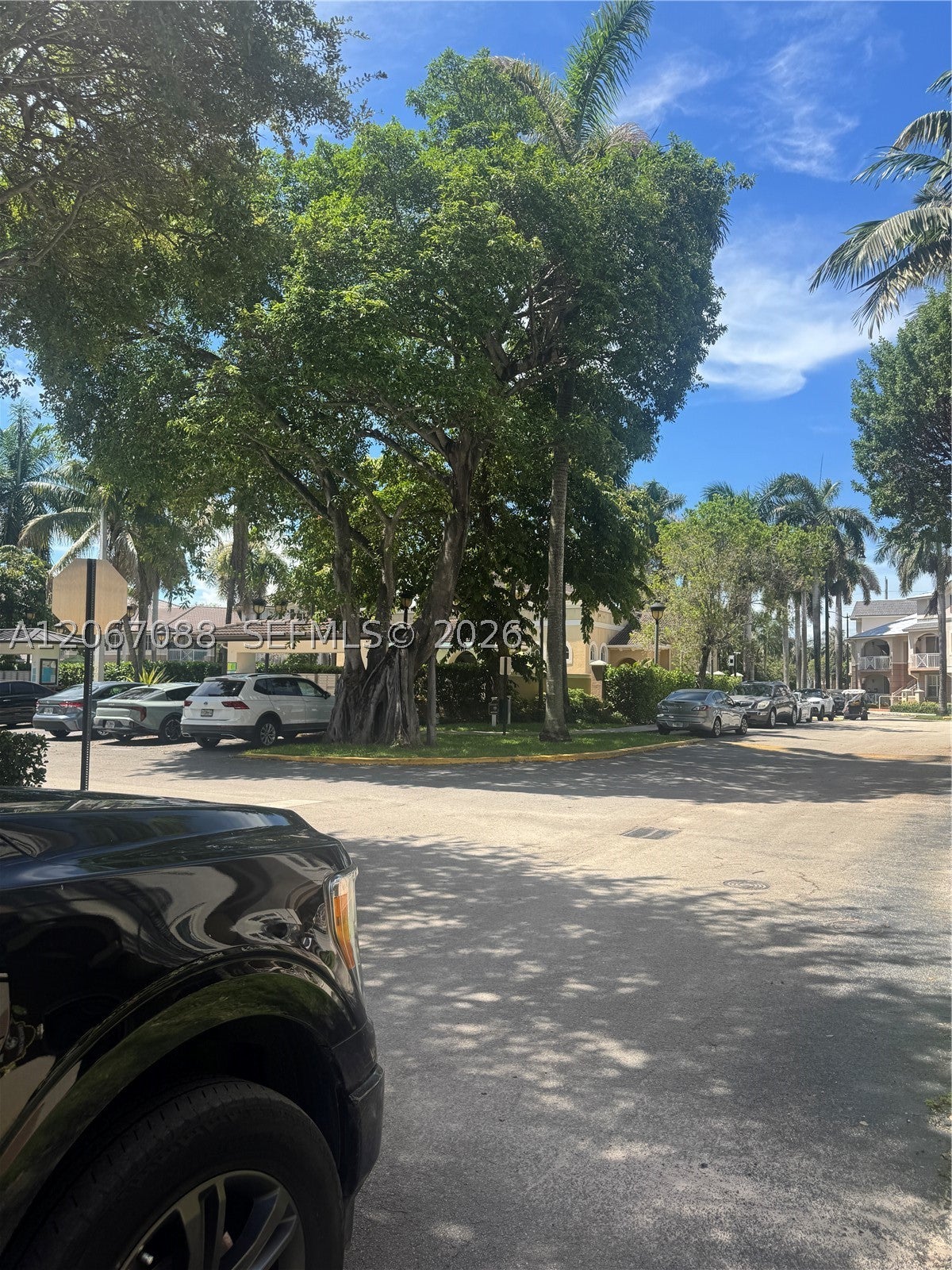 8826 W Flagler St 115