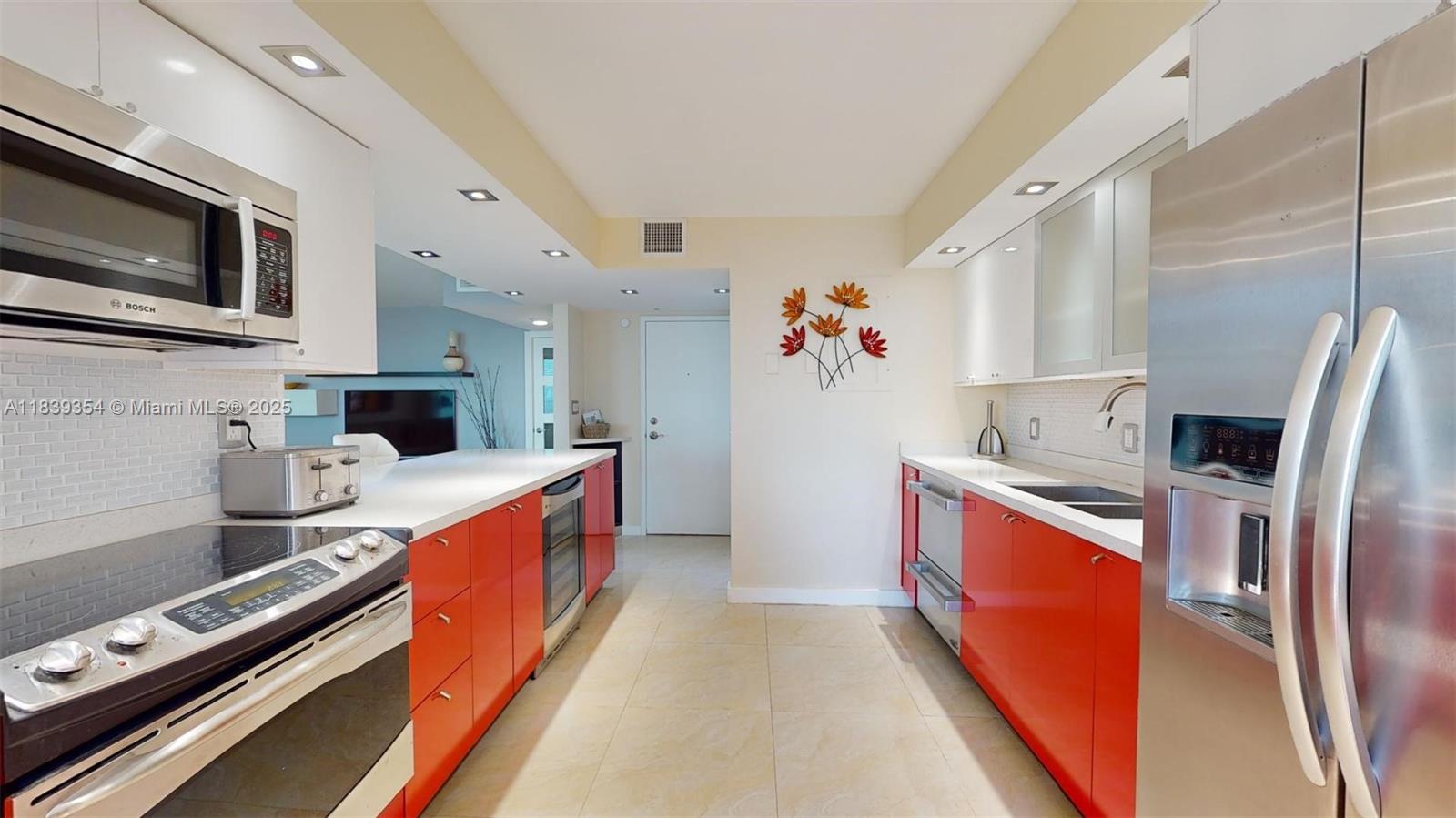 MALAGA TOWERS CONDO - Residential Lease