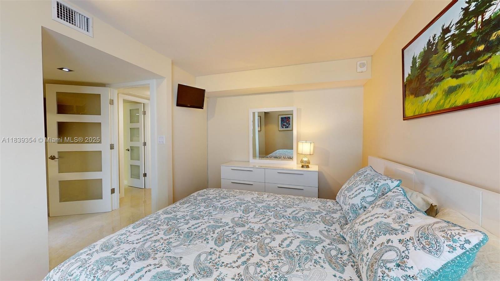 MALAGA TOWERS CONDO - Residential Lease