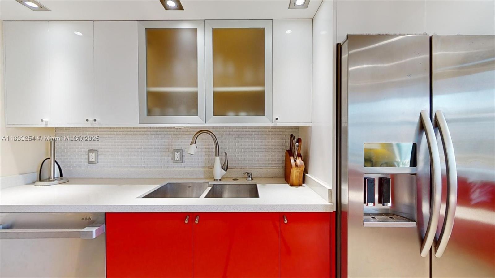 MALAGA TOWERS CONDO - Residential Lease