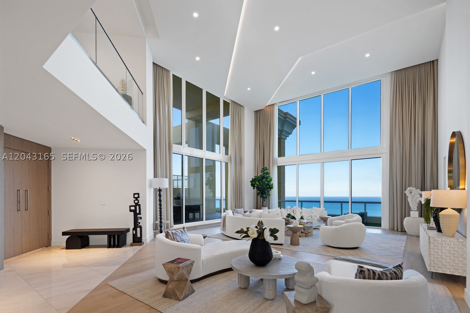 17875 Collins Ave PH5002