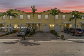 4040 NW 11th St 4040