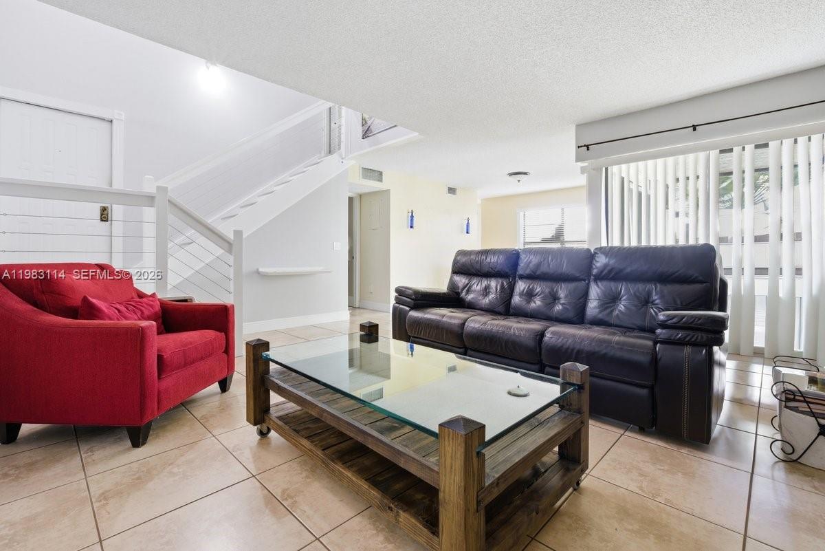 CROSSINGS VILLAGE HOMES C - Residential