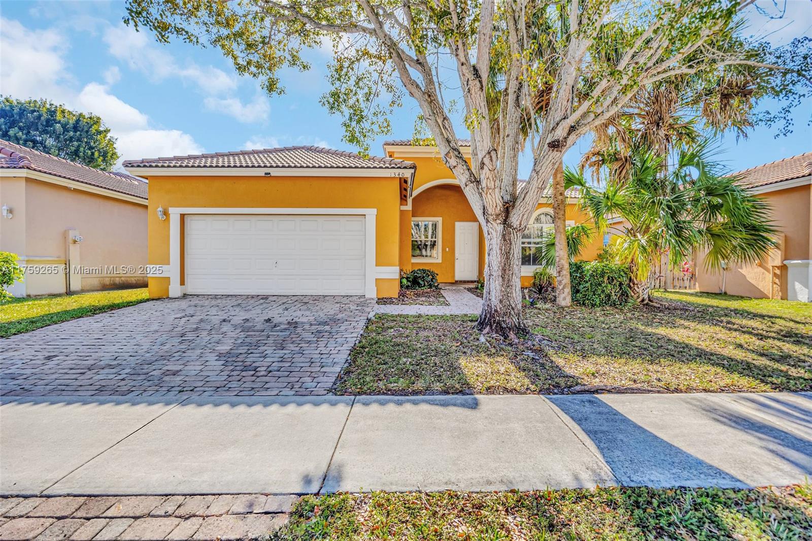 1340 Se 17th Ave, Homestead, Miami-Dade County, Florida - 4 Bedrooms  
3 Bathrooms - 