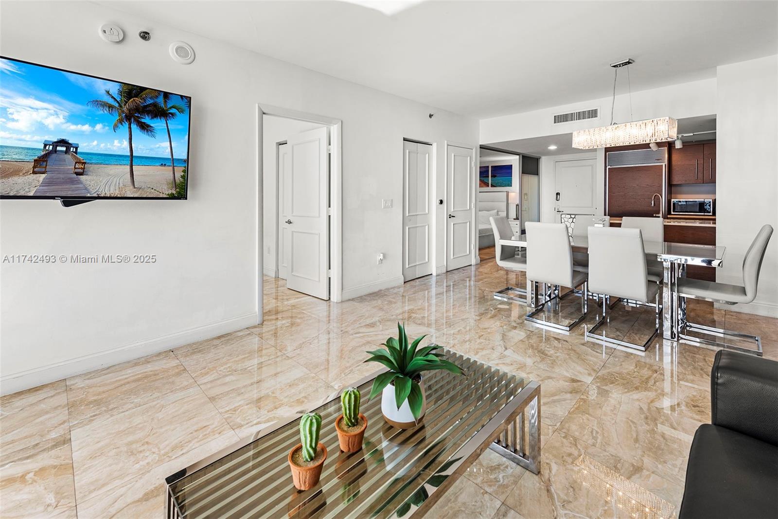 485 Brickell Ave 2009