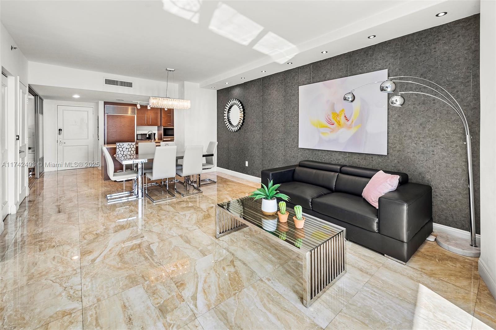 485 Brickell Ave 2009