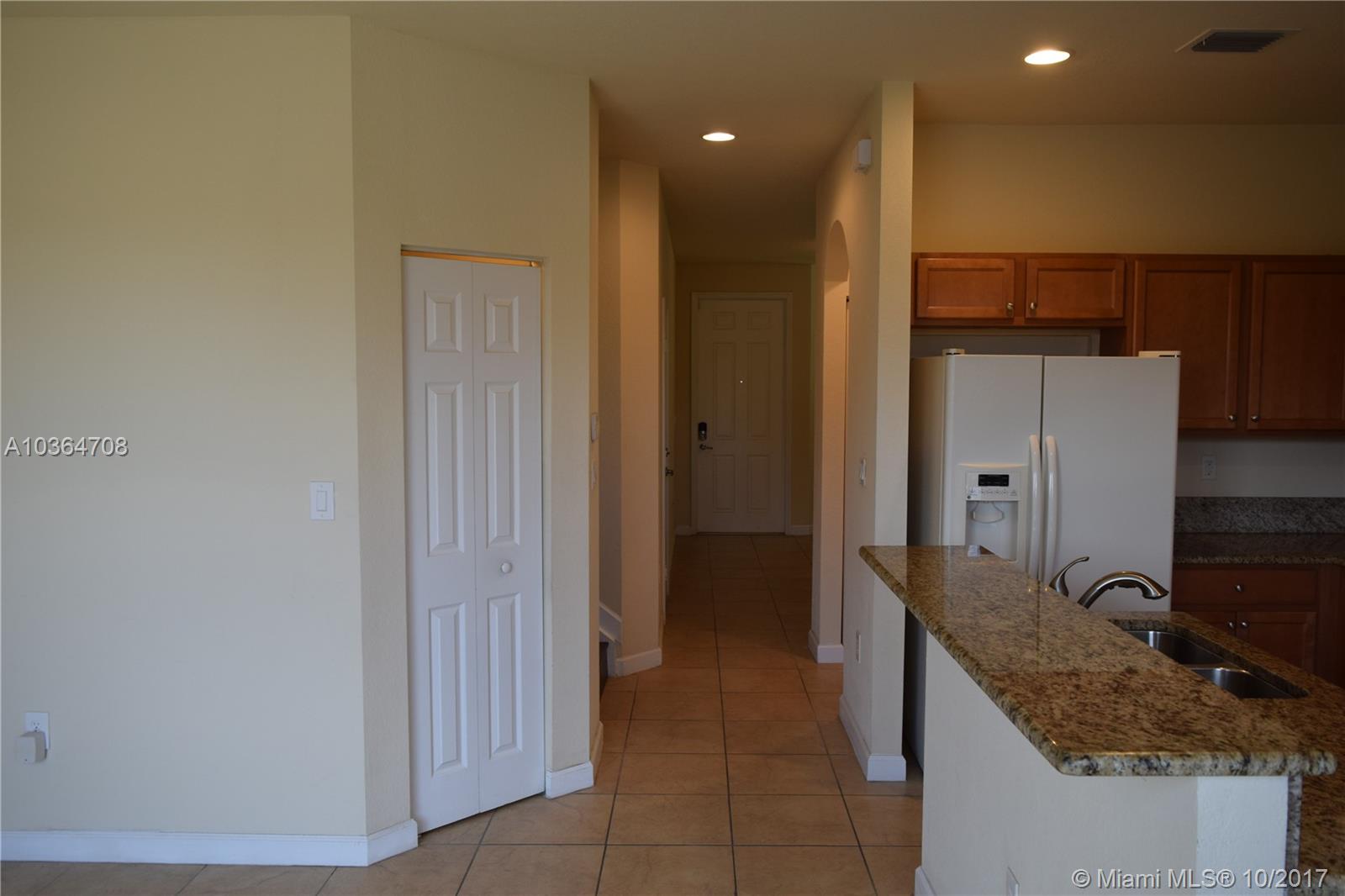 INTERLAKEN - Residential