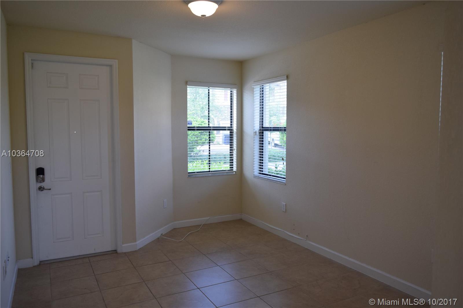 INTERLAKEN - Residential