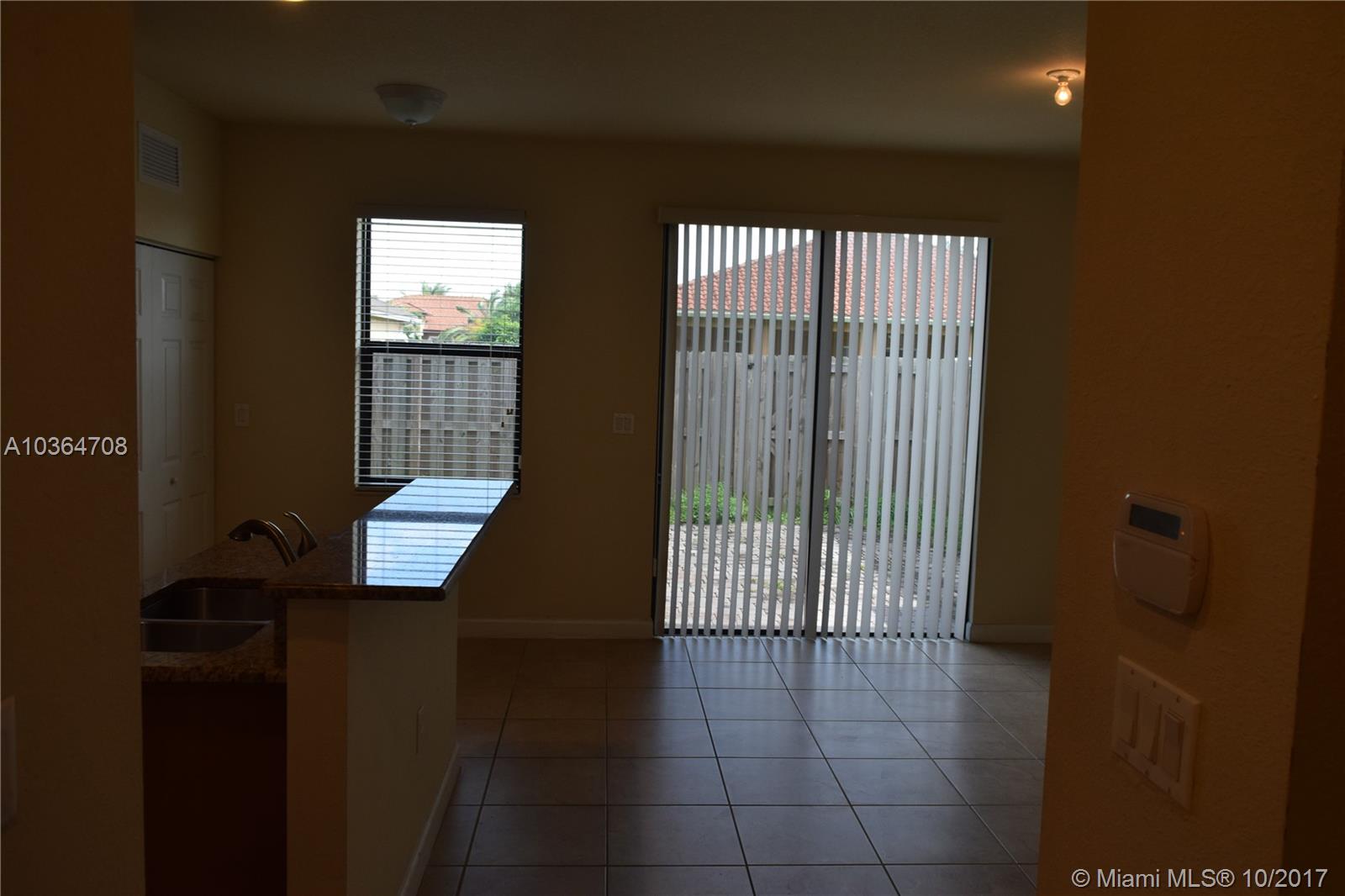 INTERLAKEN - Residential