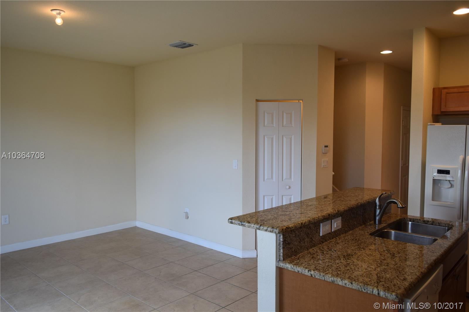 INTERLAKEN - Residential