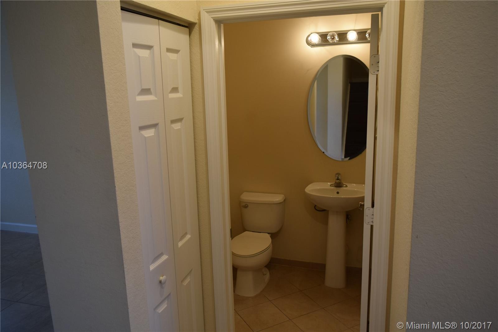 INTERLAKEN - Residential