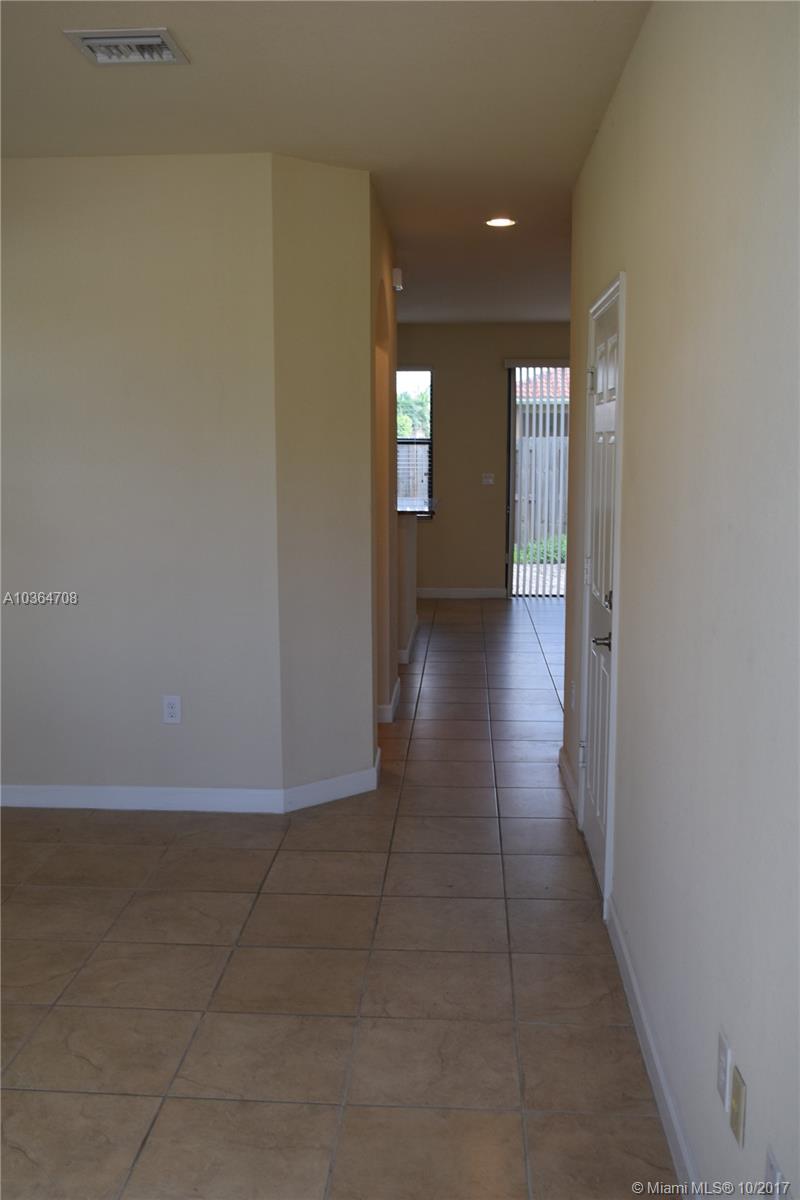 INTERLAKEN - Residential