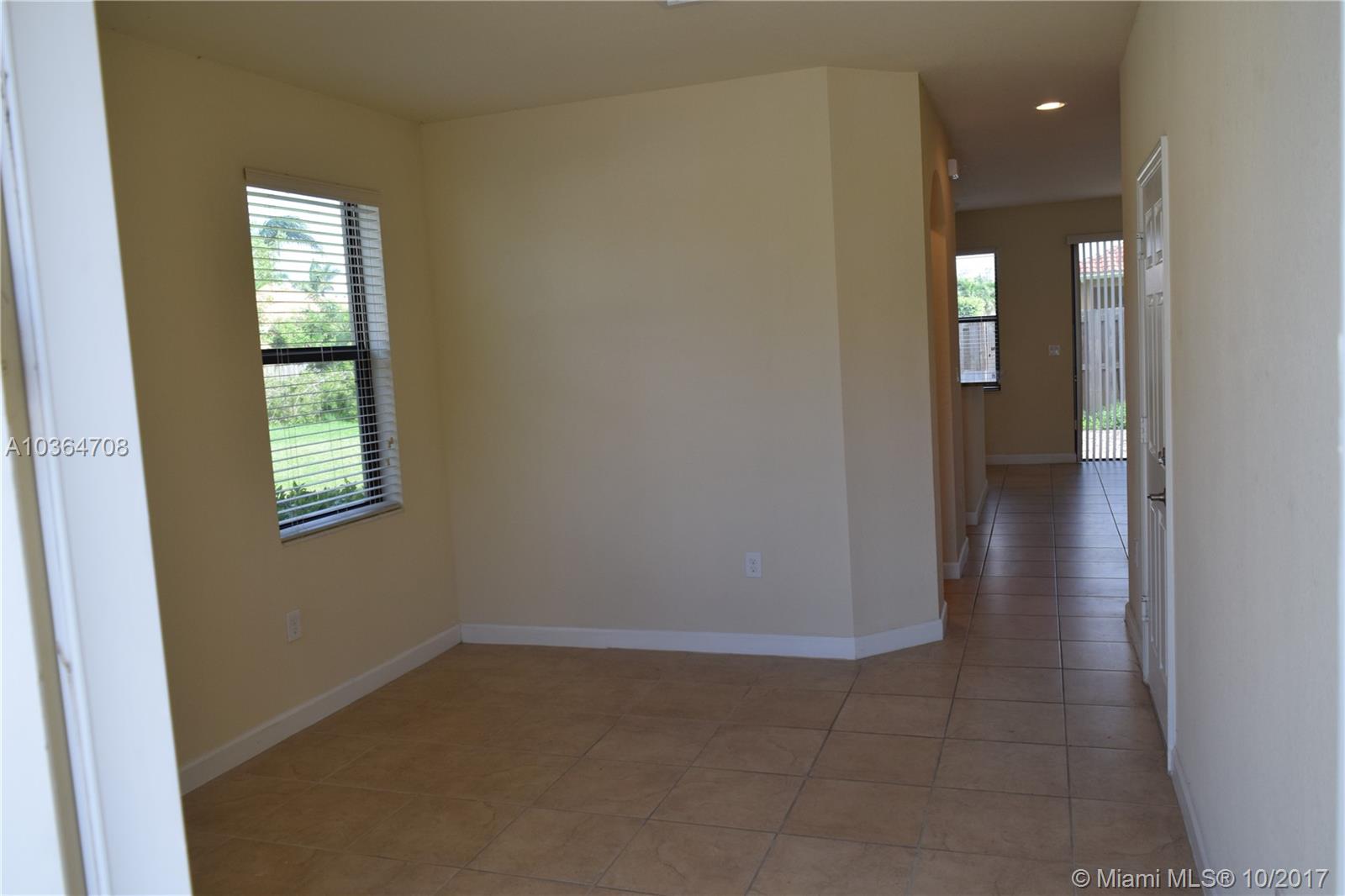 INTERLAKEN - Residential