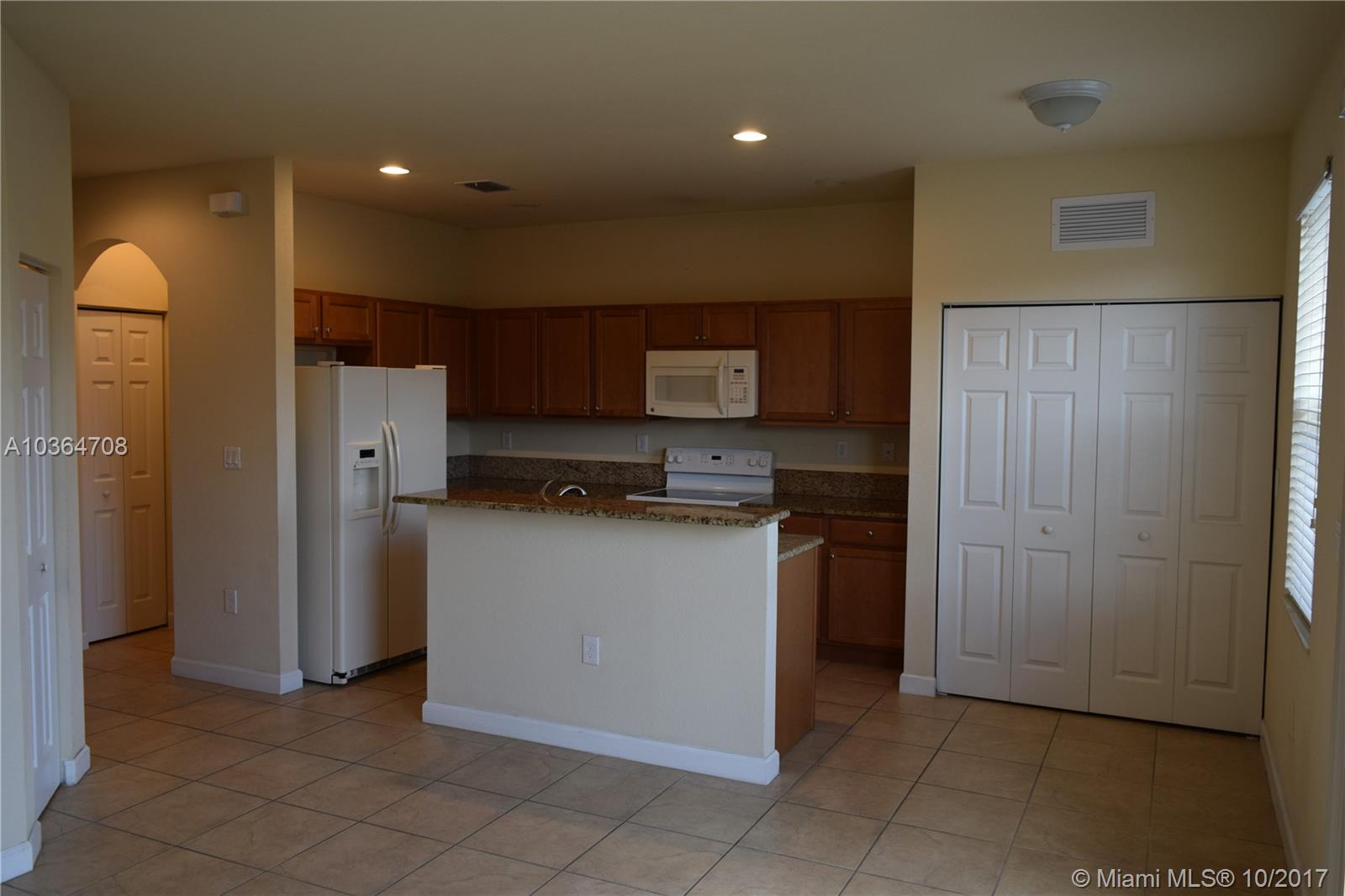 INTERLAKEN - Residential