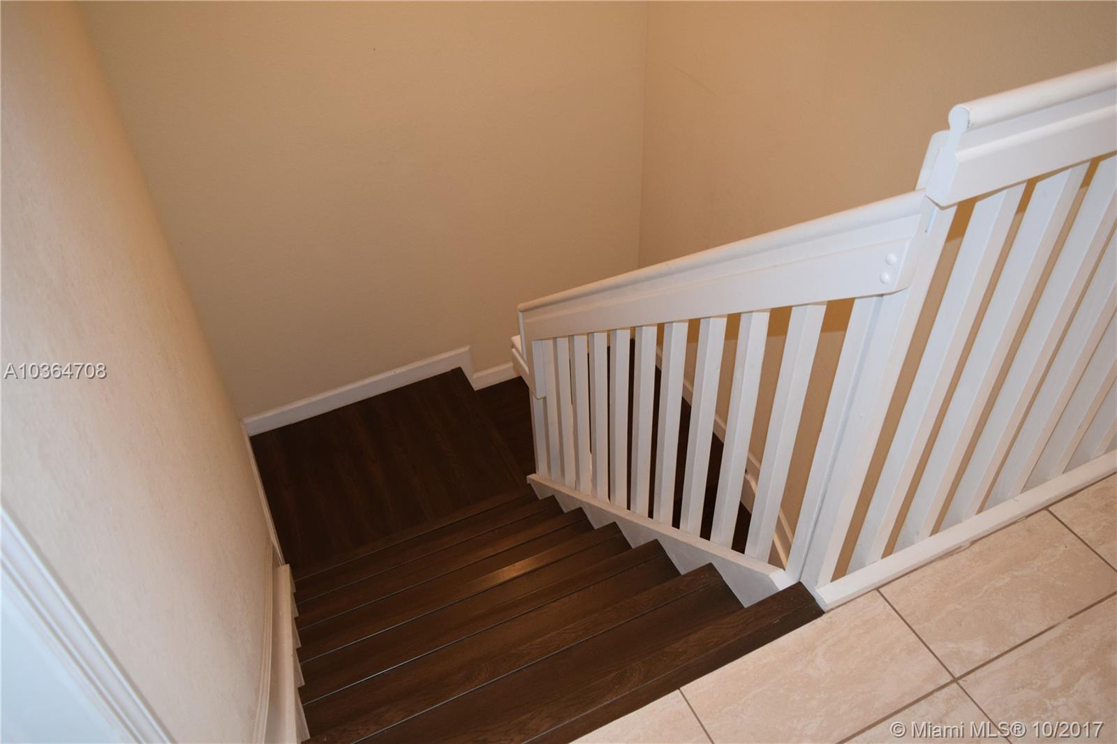 INTERLAKEN - Residential