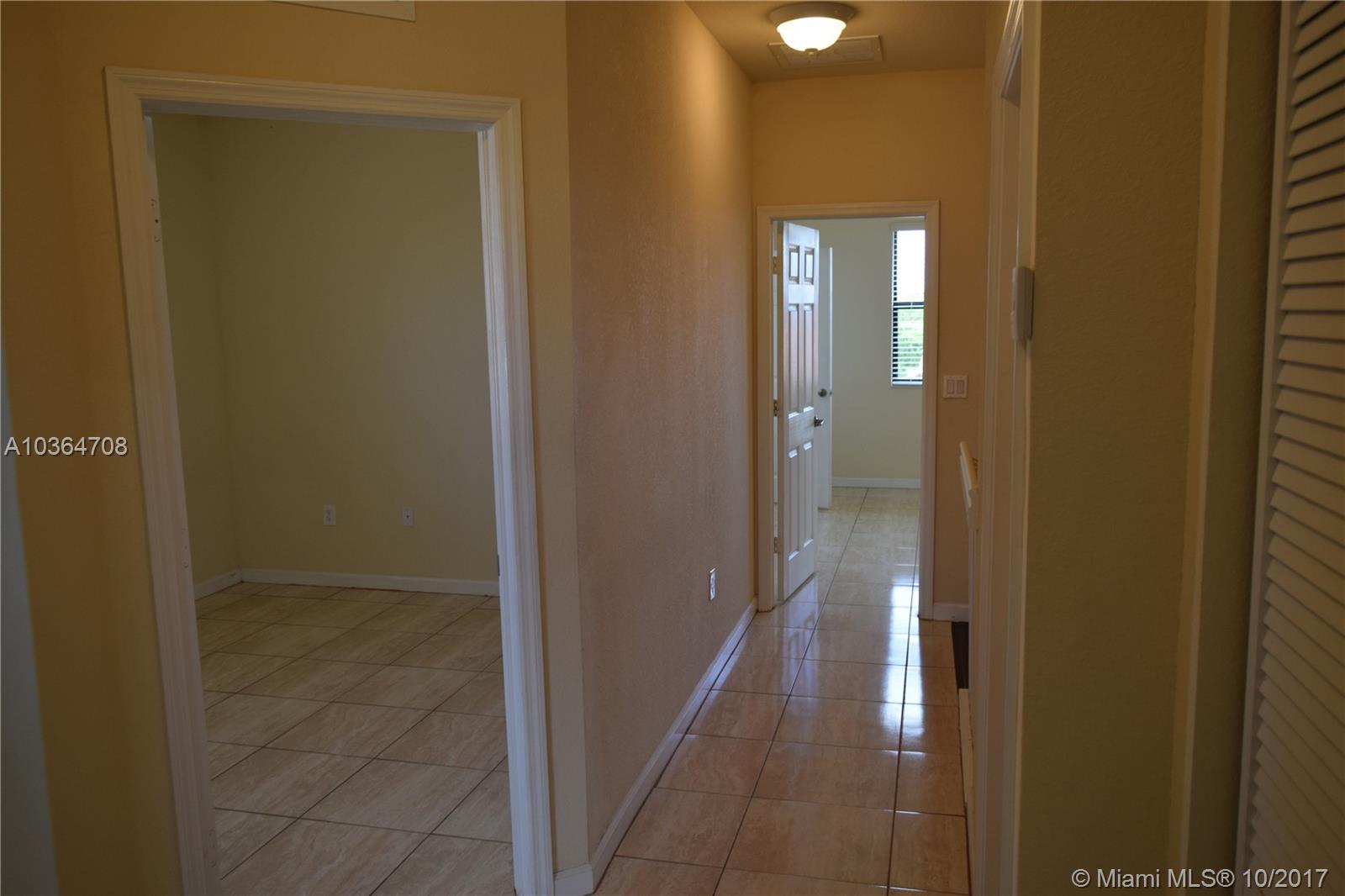 INTERLAKEN - Residential