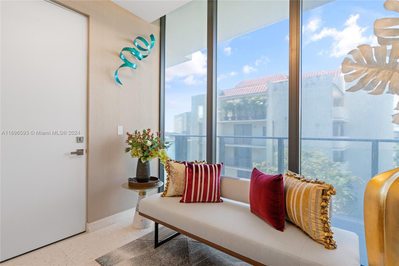 BRICKELLS FLAGLER - Residential