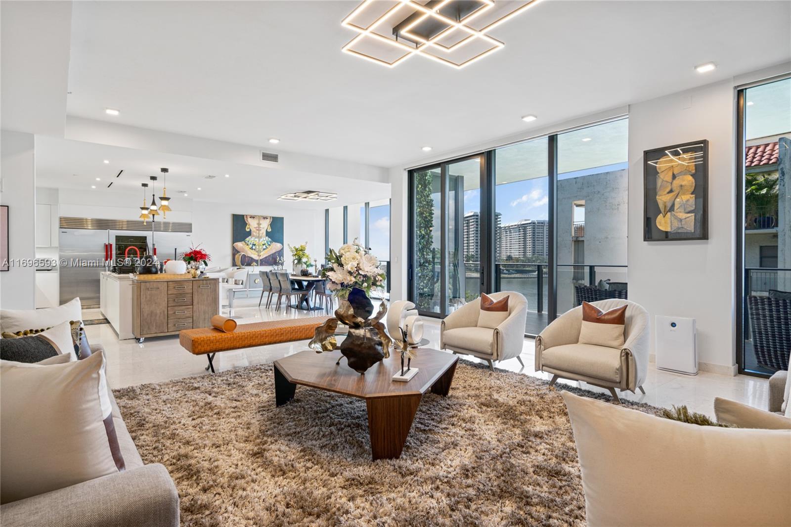 BRICKELLS FLAGLER - Residential
