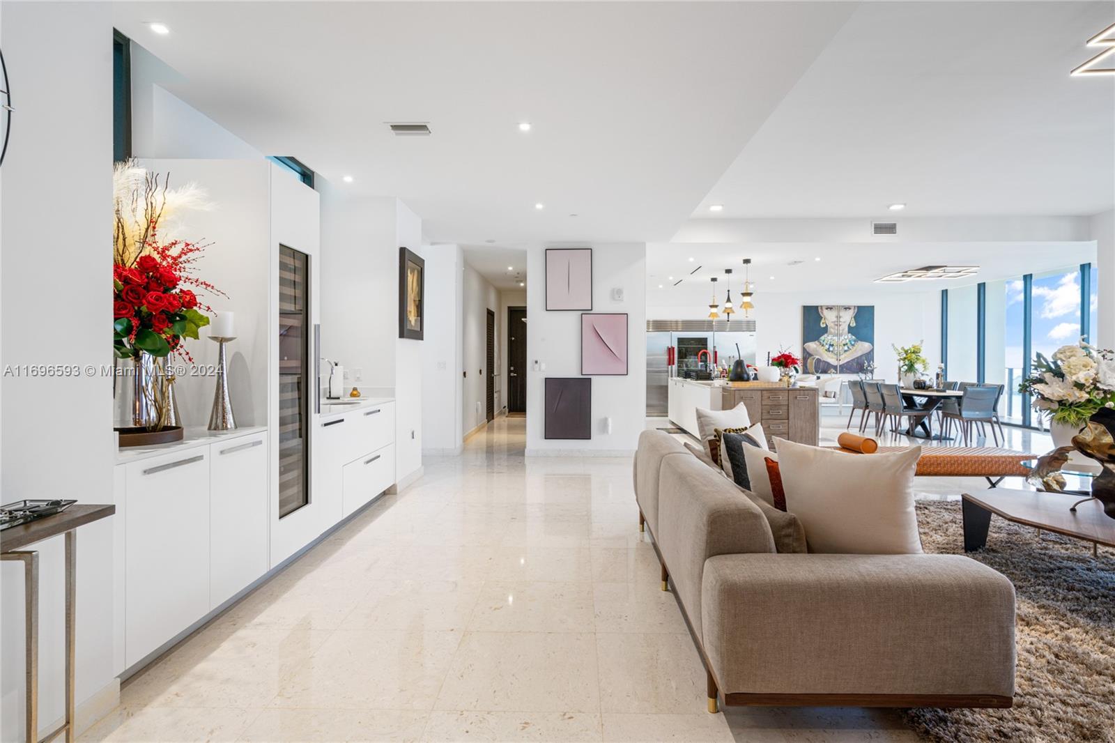 BRICKELLS FLAGLER - Residential