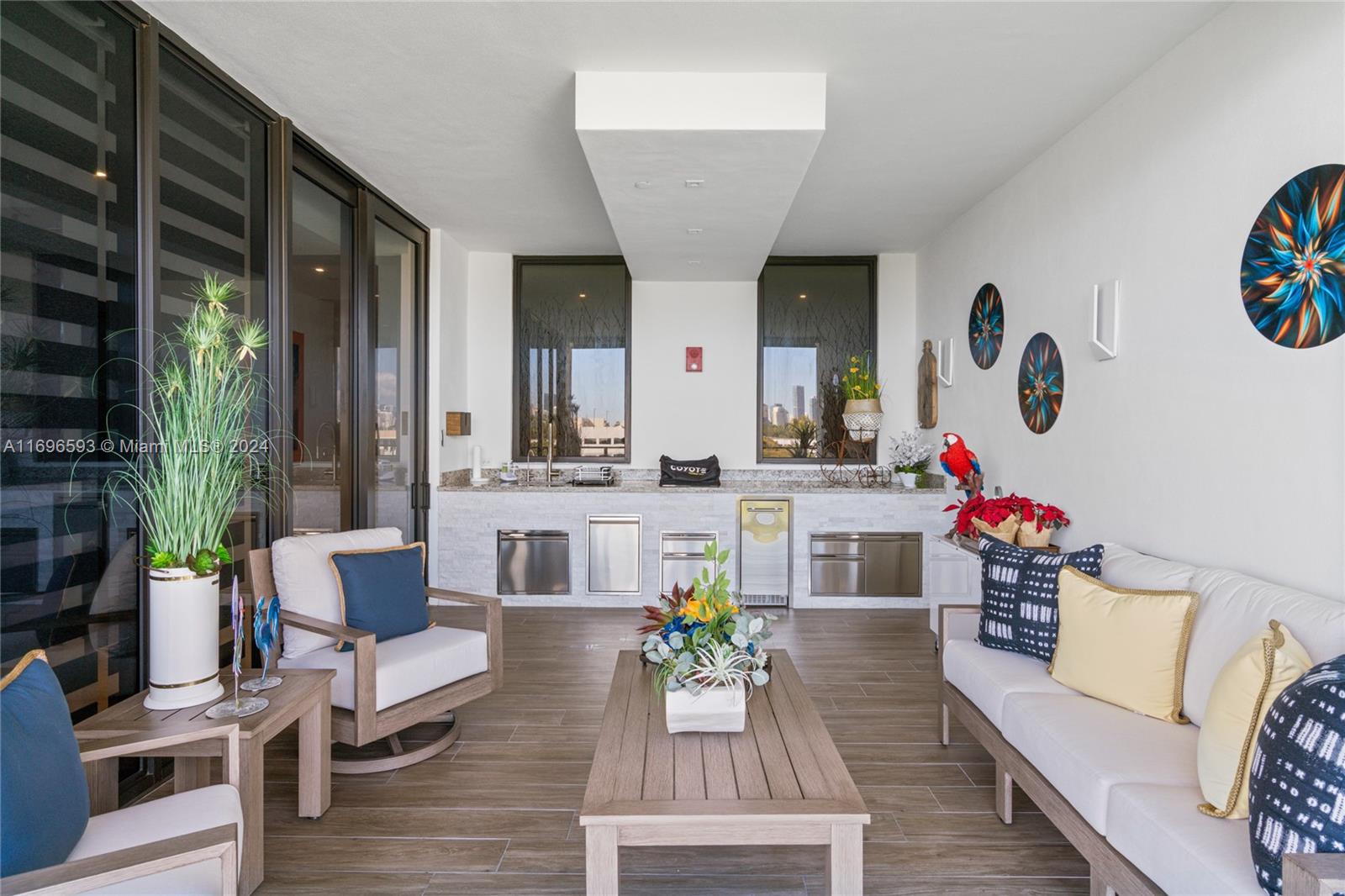 BRICKELLS FLAGLER - Residential
