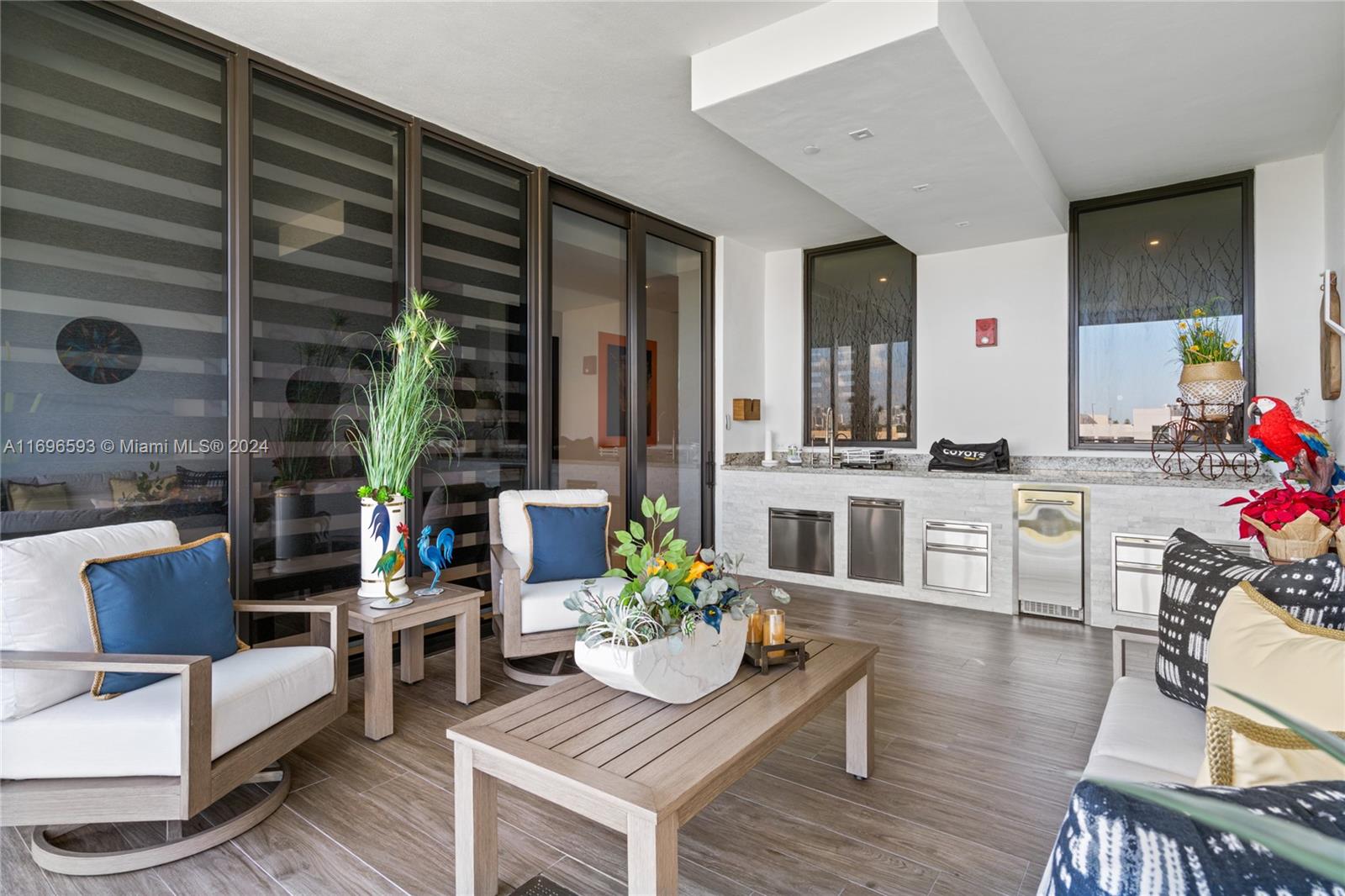 BRICKELLS FLAGLER - Residential