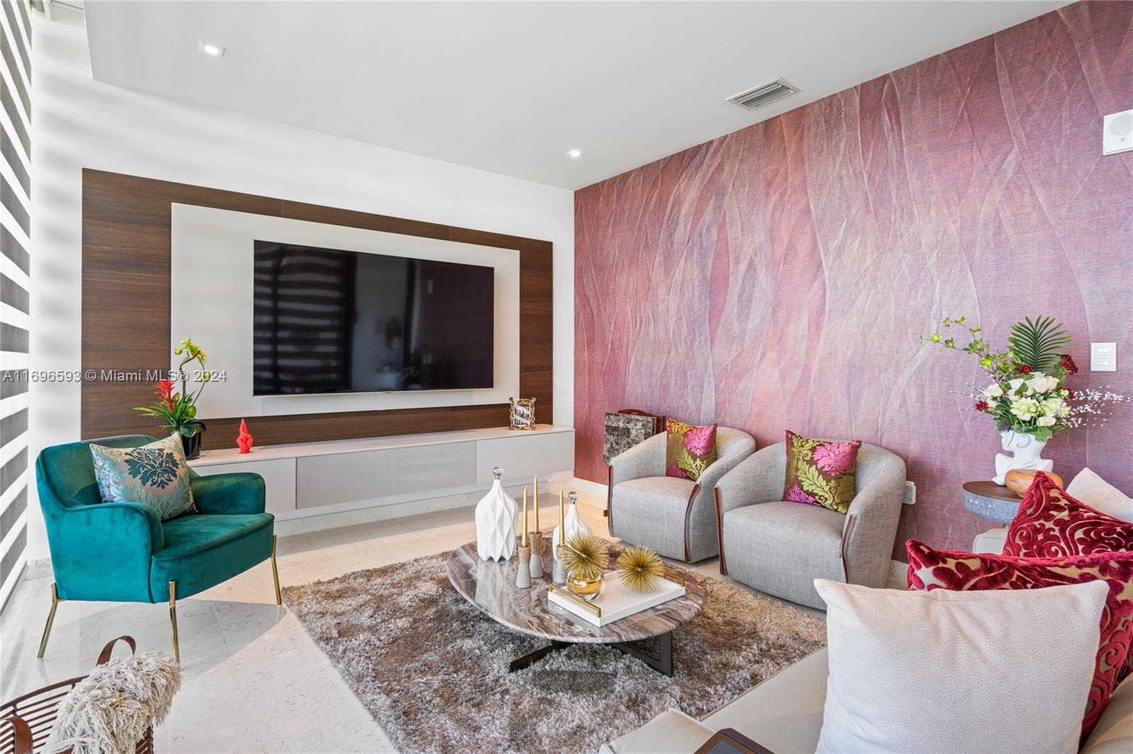 BRICKELLS FLAGLER - Residential